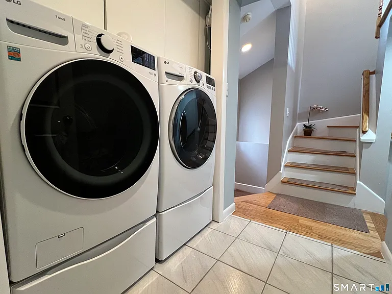 77 Partridge Dr — Photo 8
