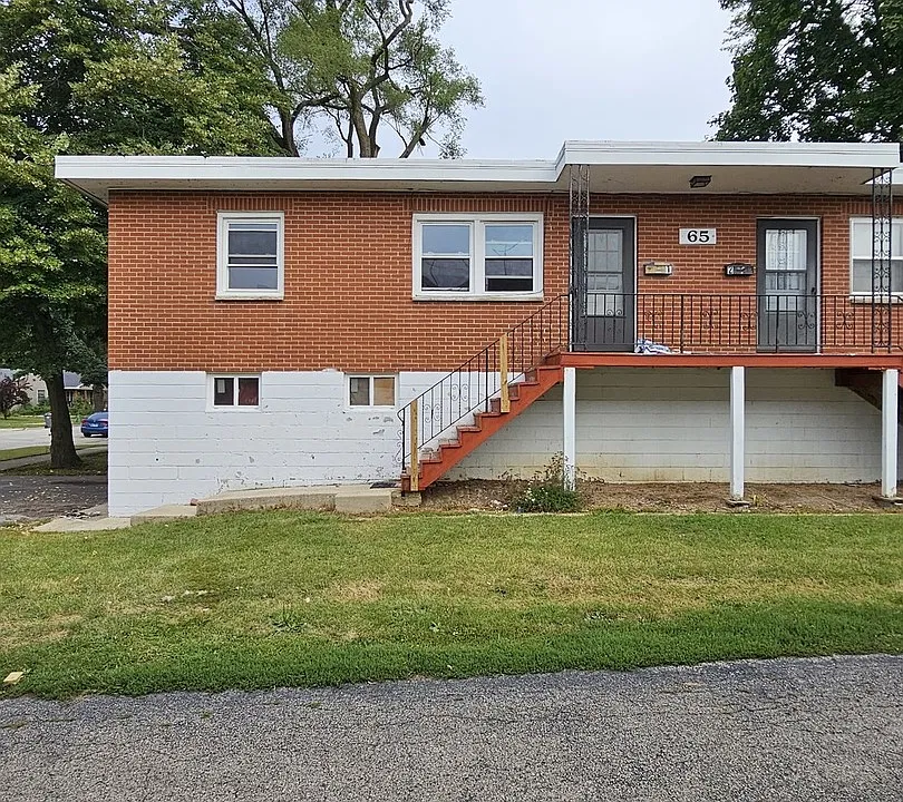 65 N Aldine St #1