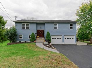 44 S Clement Ave, Ravena, NY 12143