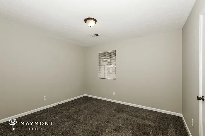 9370 Woodloop Ct — Photo 12