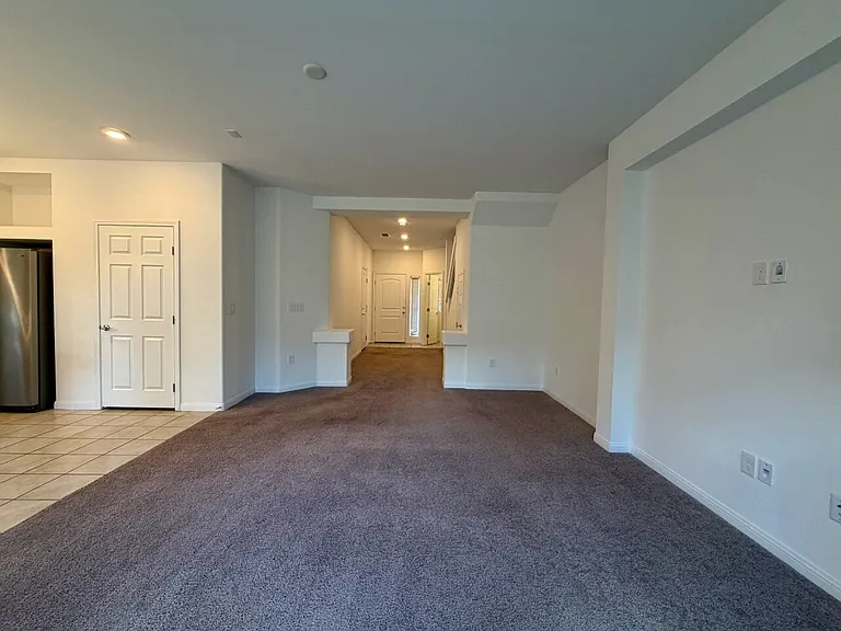 7748 Pacific Dunes St — Photo 8