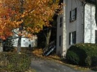 205-207 Helen St, Dunmore, PA 18512