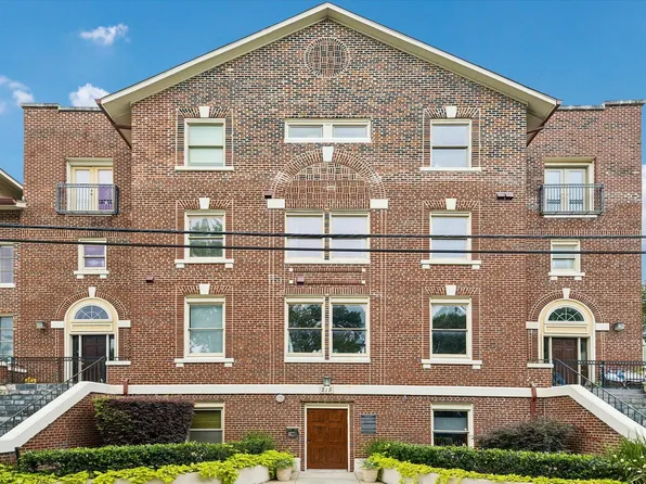 215 W Norma St APT 302, Houston, TX 77009