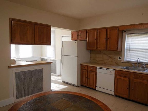 3rd image of 5428 N 2nd St