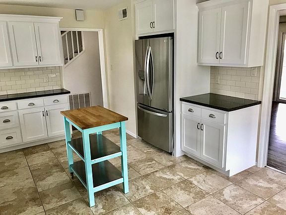 4th image of 6660 Bobbyboyar Ave