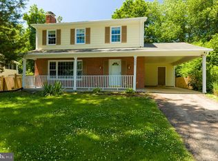 7806 Suffolk Ct, Alexandria, VA 22315