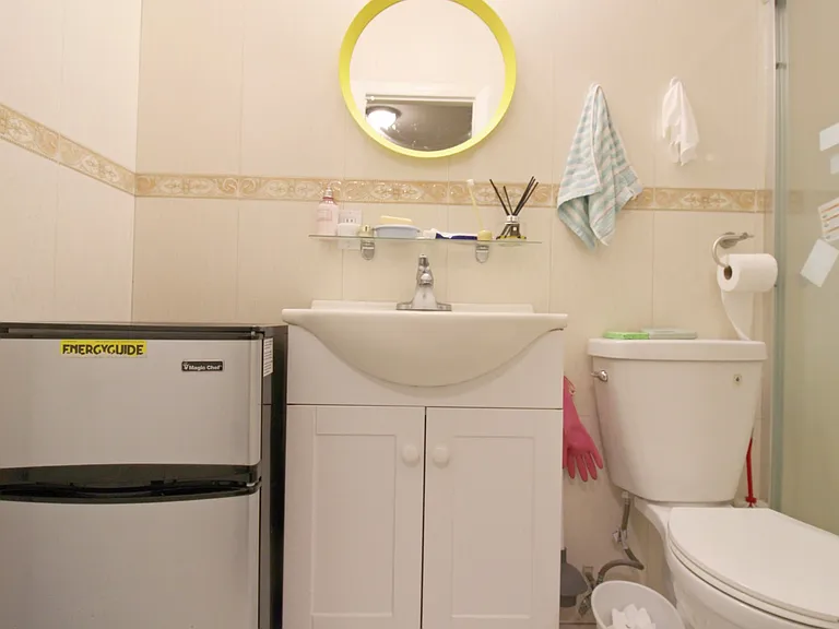 51.5 Cottage St #2C — Photo 2