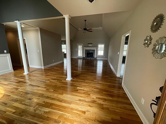 2nd image of 2091 Belle Haven Blvd