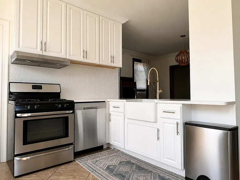 167 Gates Ave — Photo 15