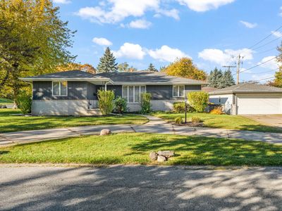 1039 Ridge Rd, Munster, IN, 46321