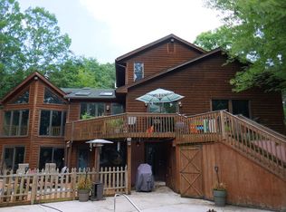 133 Mourning Dove Ln, Great Cacapon, WV 25422