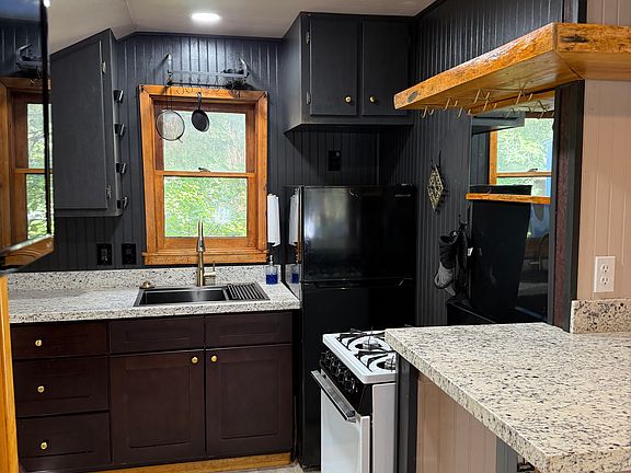 2nd image of 54105 S Circle Dr #A