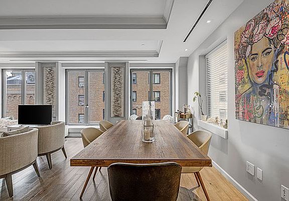 2nd image of 207 W 75th St Penthouse 1