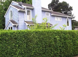 6859 Ravenna Ave NE, Seattle, WA 98115