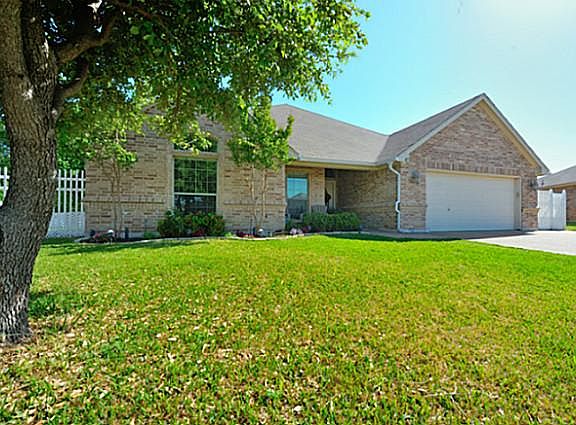 2nd image of 417 Commonwealth Dr