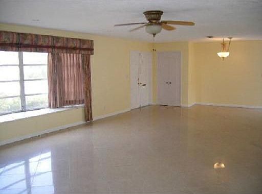 4th image of 2116 NE 62nd Ct