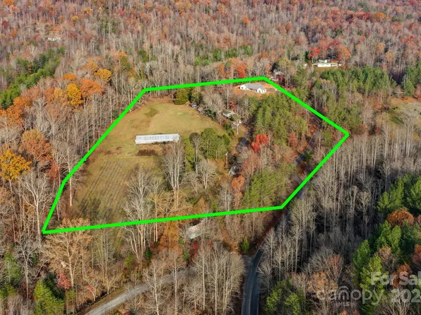 711 Herman Wilson Rd, Lake Lure, NC 28746