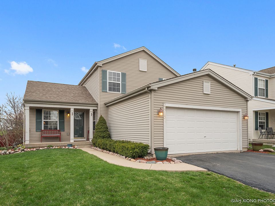 1st image of 2415 Paradise Cir