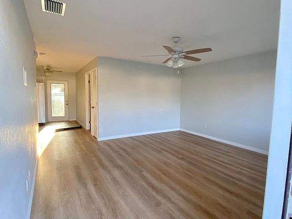 3rd image of 4006 SW 16th Pl