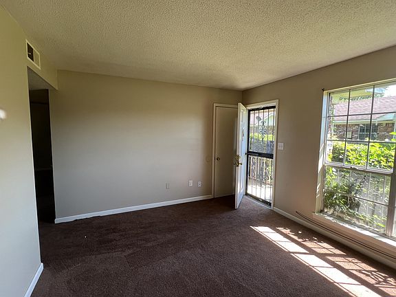 2nd image of 909 Cotton Ave SW APT D
