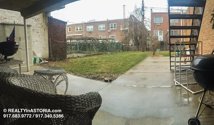 Rented by Alexiou Realty | media 8