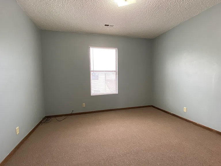 3215 S Illinois St #4 — Photo 5