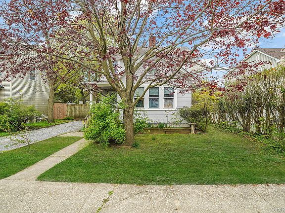2nd image of 44 Redmond Avenue