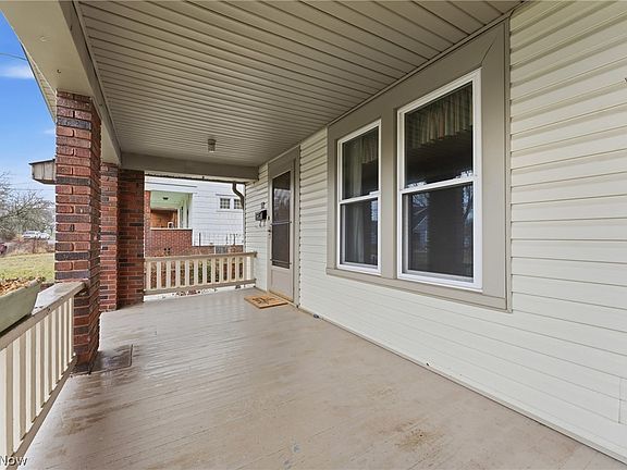 5th image of 864 W College Rd