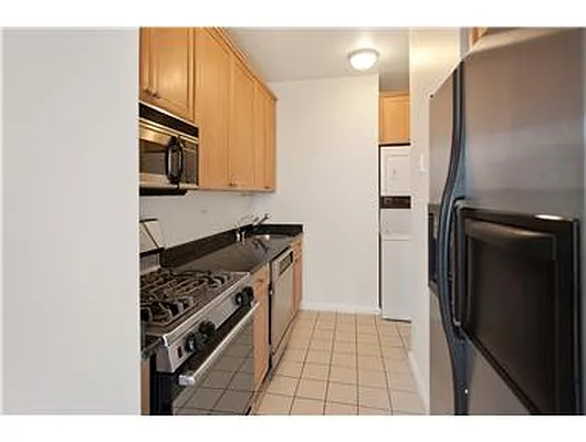 Sold by Douglas Elliman | media 8