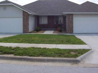 2406 W Deerfield St, Springfield, MO 65807