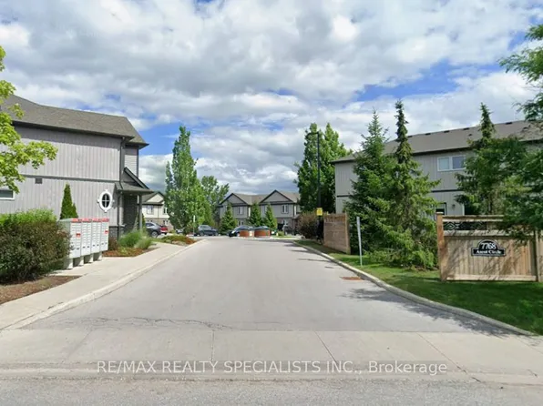 7768 Ascot Cir #4, Niagara Falls, ON L2H 3P9