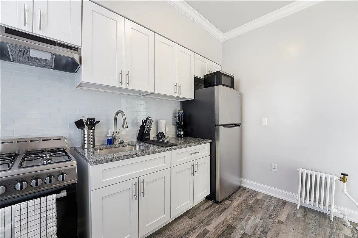 Building Photo - 3-5 Potter Pl #5A