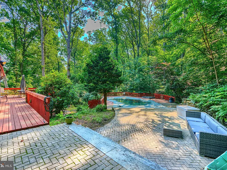 2101 Tufton Ave — Photo 74
