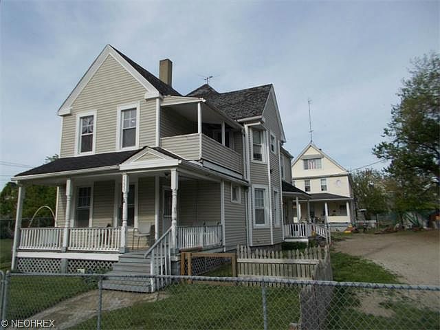 1st image of 1331 Russell Rd