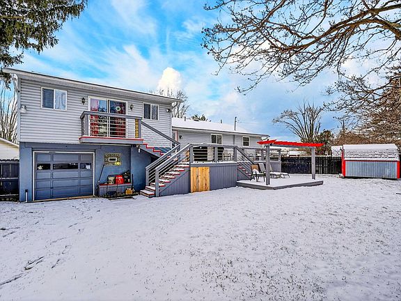 5th image of 912 Maurine Dr