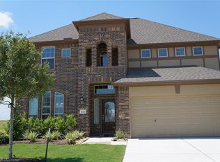 17207 Verde Park Ln, Cypress, TX 77433