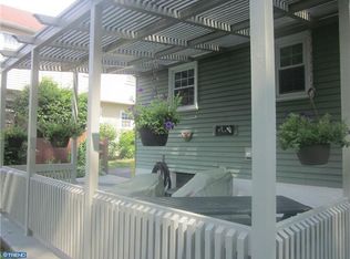 204 Boxwood Ln, Springfield, PA 19064