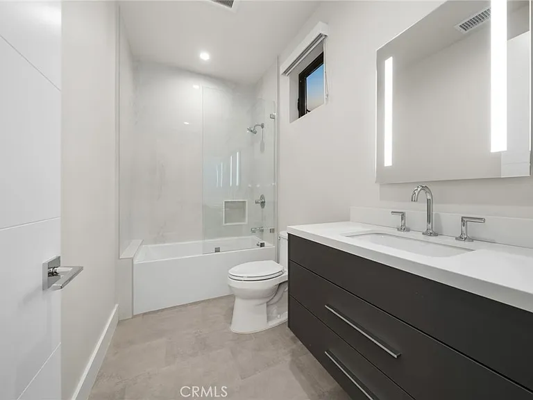 1511 Cliff Dr — Photo 11