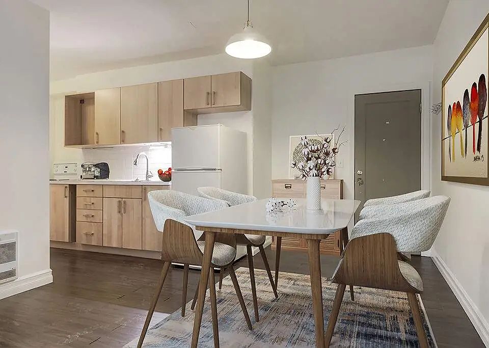 1st image of 1121 6th St SW #11