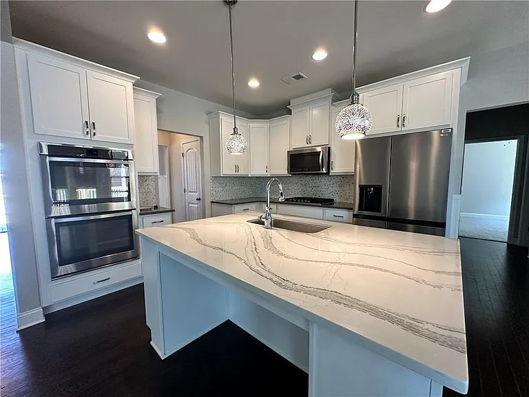 3253 Cavendish Ct — Photo 11