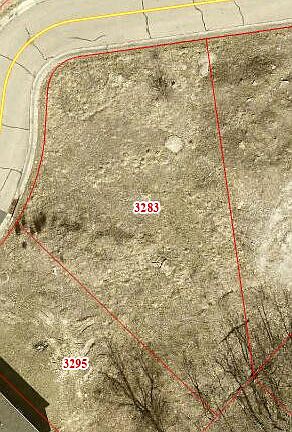 3rd image of 3283 Lookout Valley