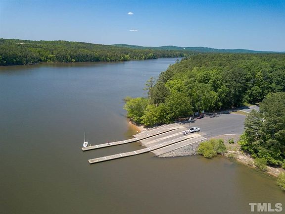 4th image of 585 Ocoee Falls Dr