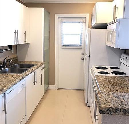 2nd image of 3061 49th St #16