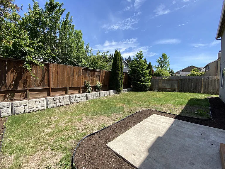 7285 NE Shaleen St — Photo 32