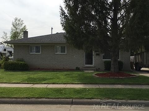 2nd image of 26635 Nieman St