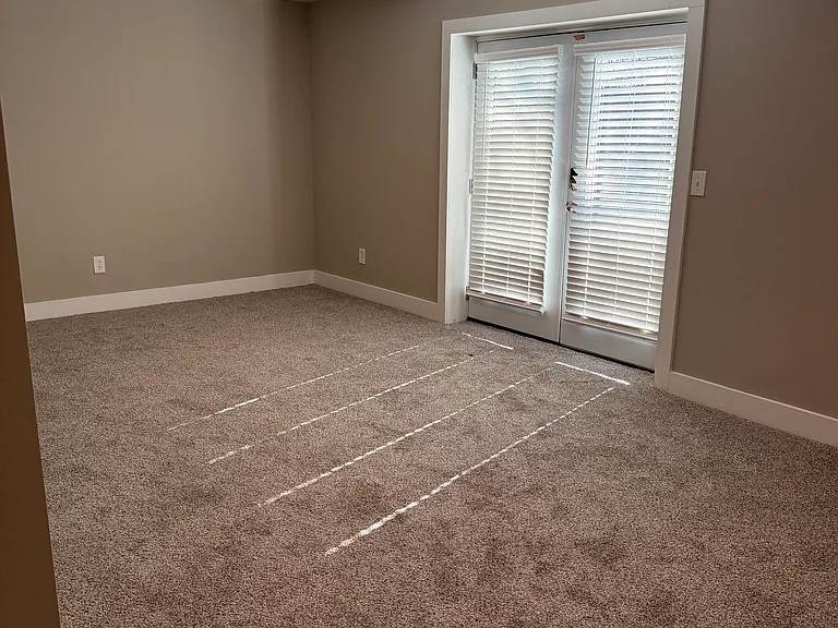 237 Eisenhower Dr — Photo 18