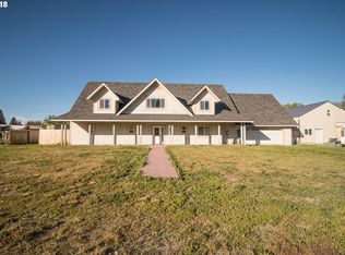 290 D St, North Powder, OR 97867