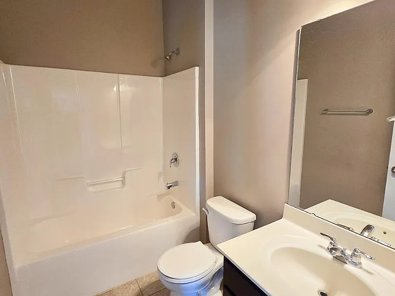 122 Windrush Ln — Photo 57