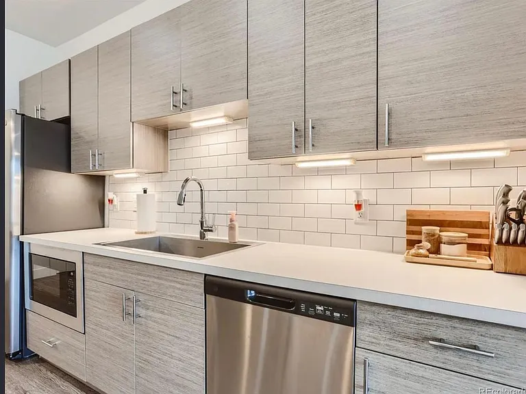3500 S Corona St #203 — Photo 8