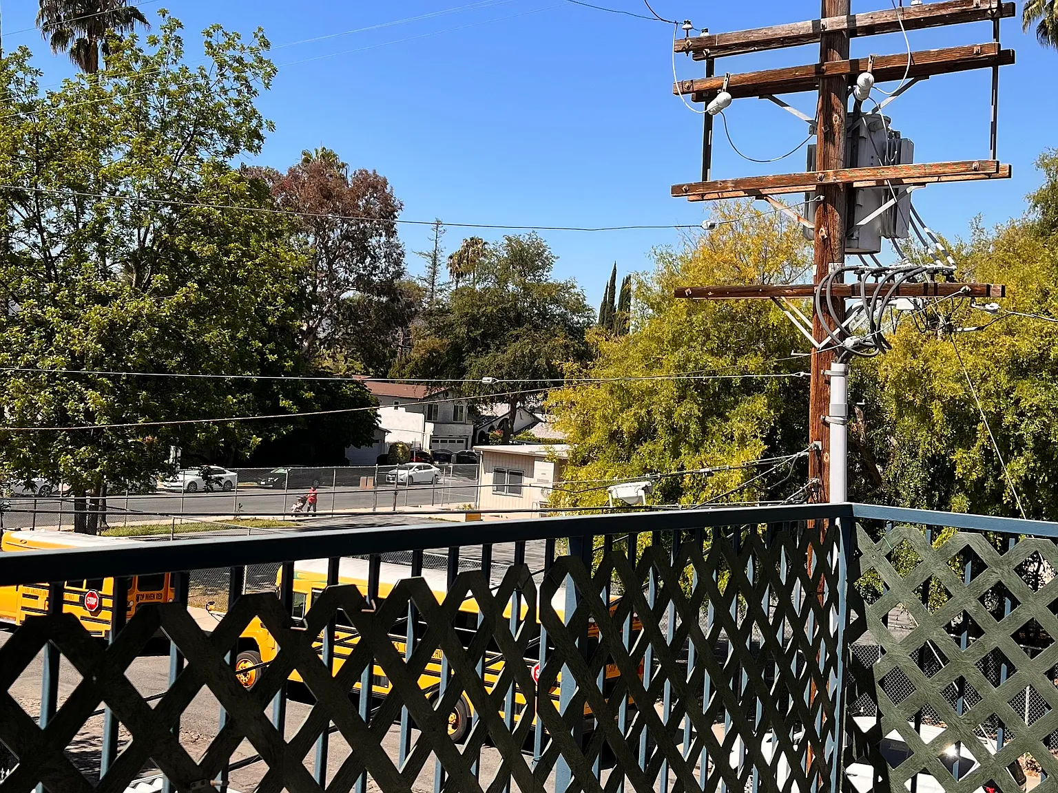 2 bed, 820 sqft, $2,300 — Photo 4